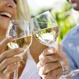 Bild: © Liv Larsen - Fotolia.com Winzerpackage in den LOISIUM Wine & Spa Resorts